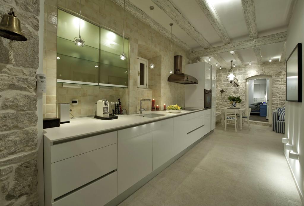 Apartment Whooart Komiža 外观 照片